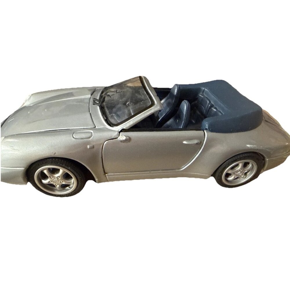 Vintage 1994 Maisto PORSCHE 911 CARRERA CABRIOLET 1:18 Diecast Model Grey Silver - Picture 4 of 16